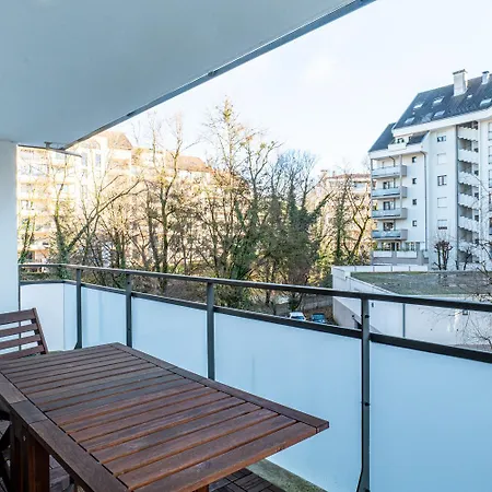 La Terrazza Sul Thiou Apartment *